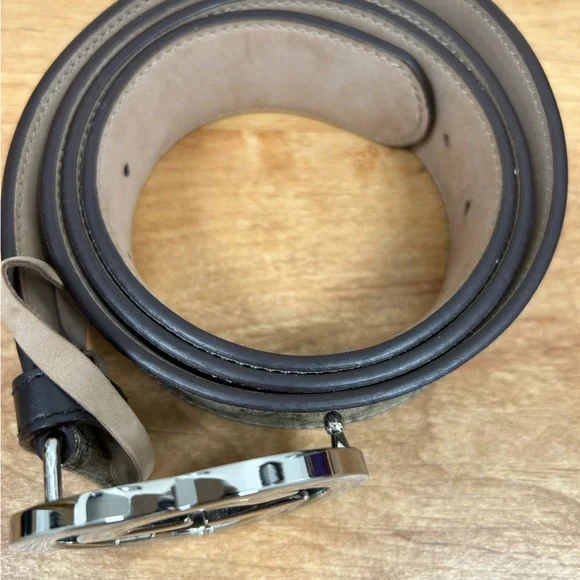 Authentic Men’s Gucci leather belt